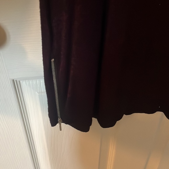 Lily Morgan Tunic Top - Picture 2 of 4